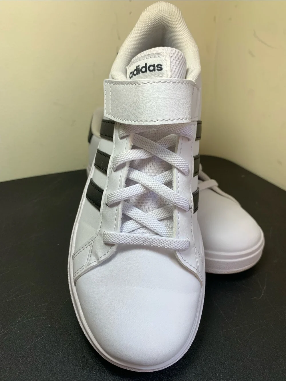 Boys Adidas Sneakers (Size 2 US) Excellent Condition